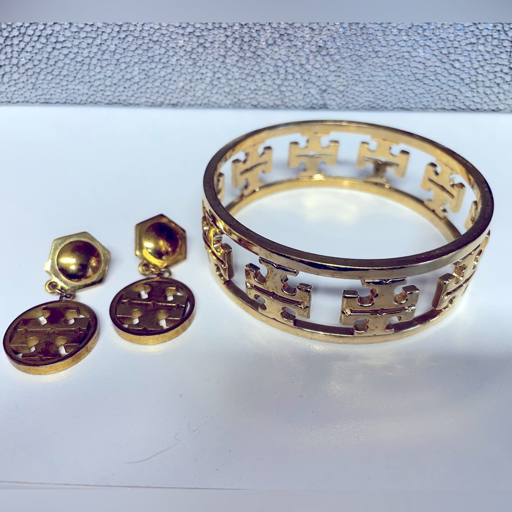 Tory Burch jewelry set!